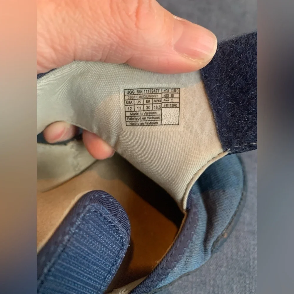 UGG unisex kids